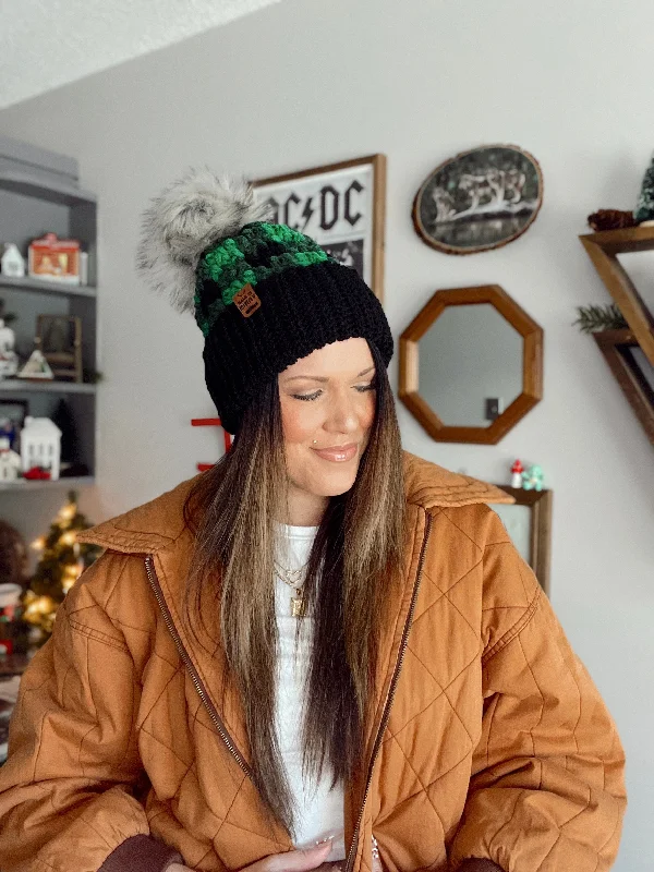 Chunky Plaid Beanie | Black & Green